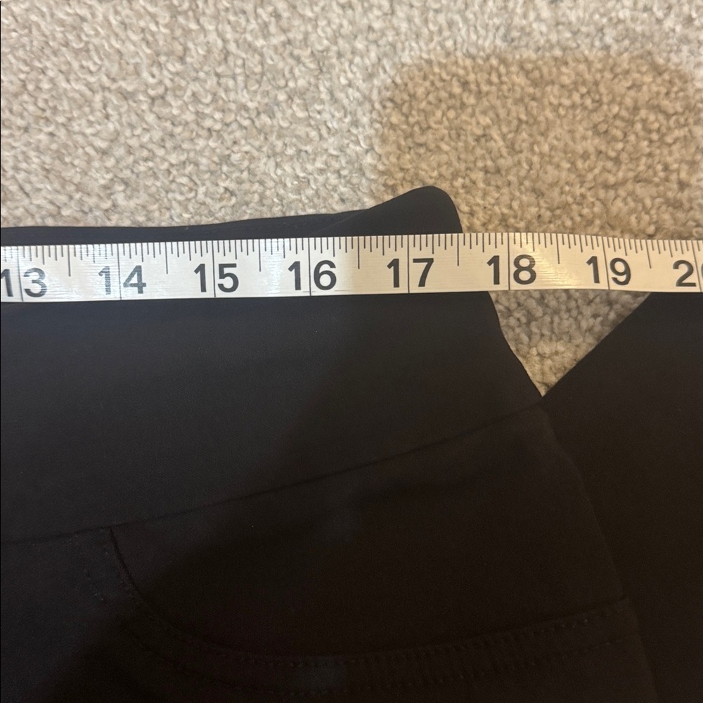 Ruby Rd. Black Cropped Pants - Picture 6 of 6